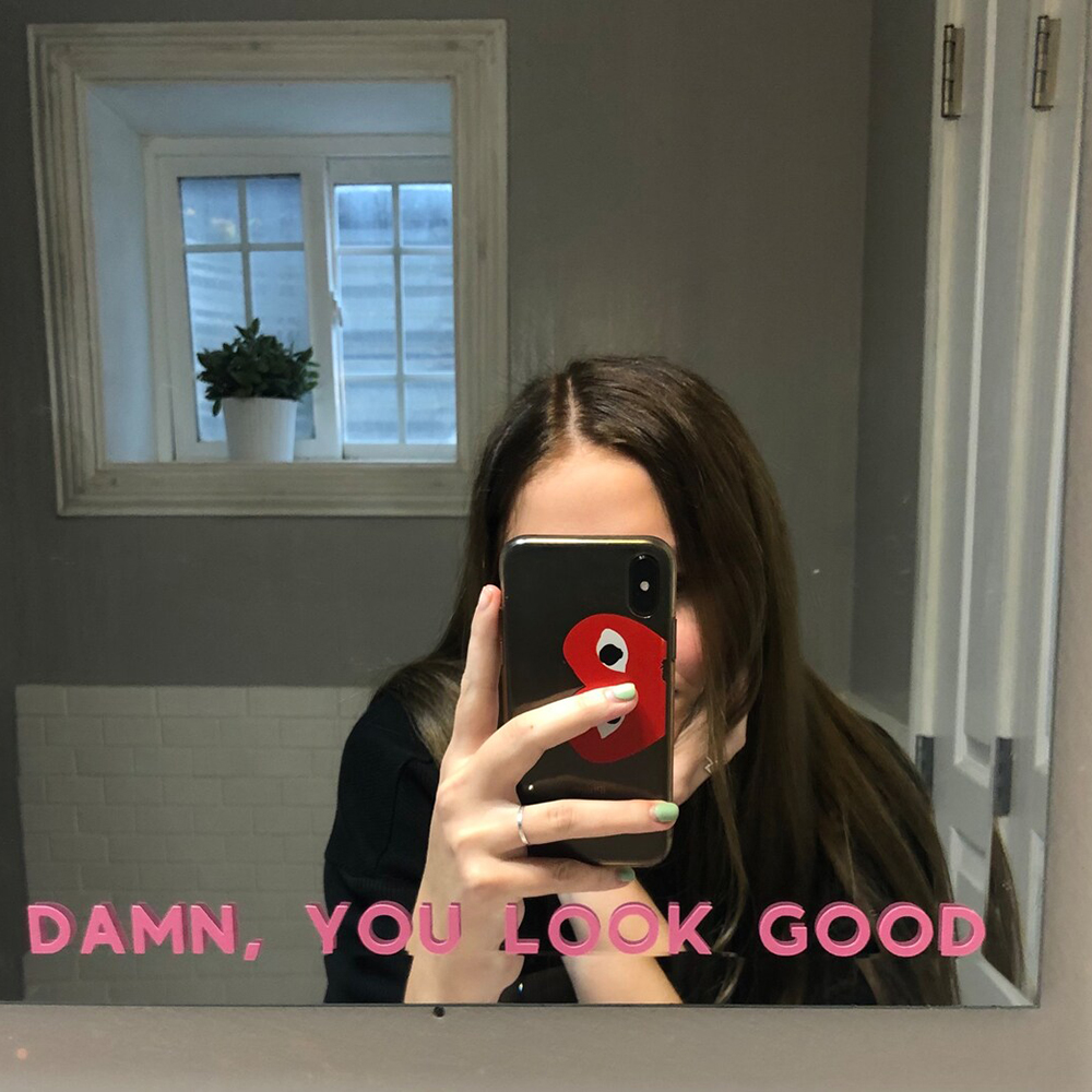 You Look Good Dainty Mirror St - Home Goods Bathroom Mirrors avis et prix