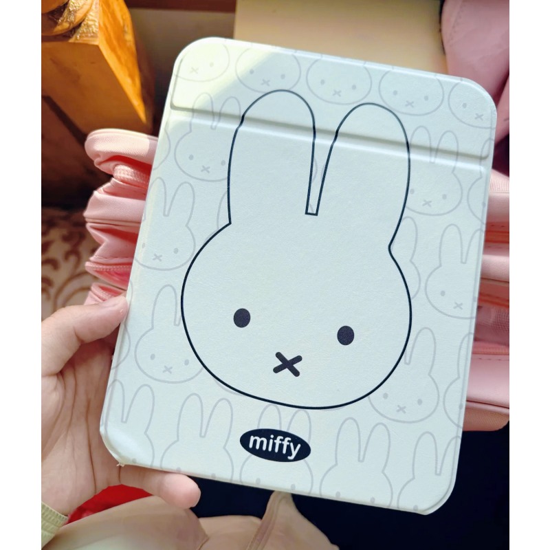 Miffy Bunny Makeup Mirror Port - Home Goods Bathroom Mirrors avis et prix