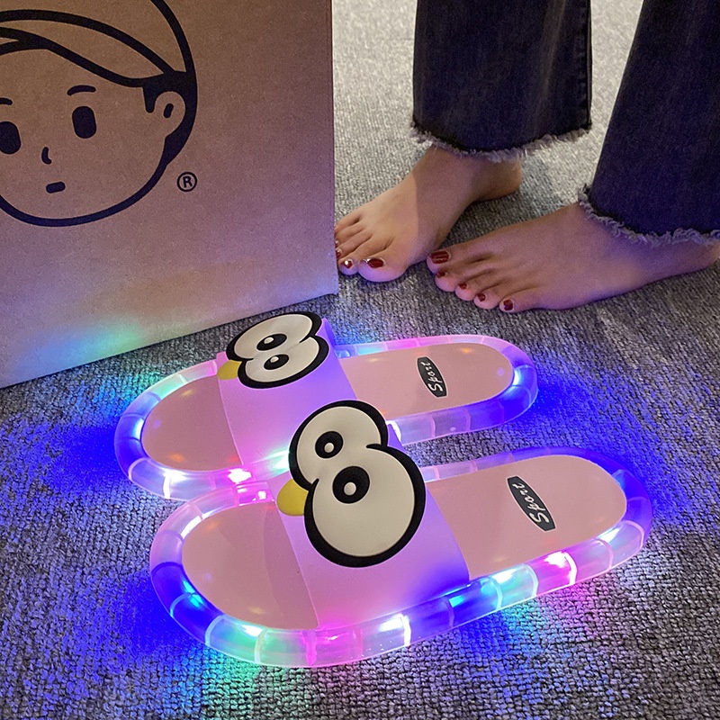 Funny Big Eyes Luminous Slide  - Home Bath avis et prix
